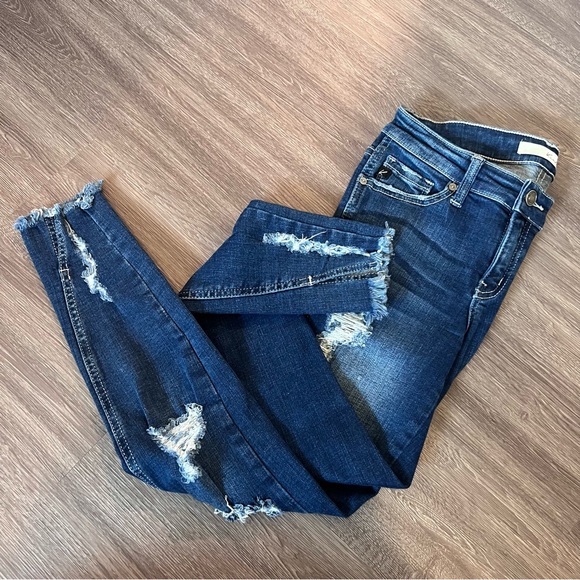 KanCan Jeans, Size 3 / 25 waist, distressed medium wash, ankle twist detail - Picture 6 of 8
